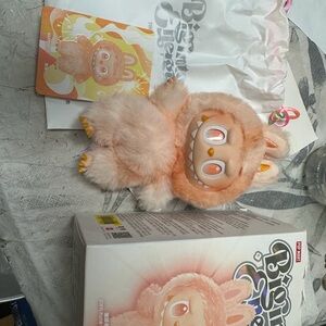 Happiness Labubu new from popmart